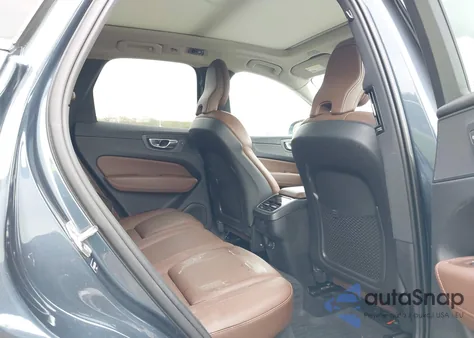 2020 Volvo Xc60 T6 Inscription z USA, uszkodzony, nr VIN YV4A22RLXL1587598